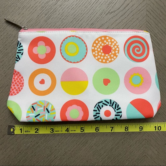 NWOT Clinique Colorful Circles Colorful Donuts Pattern Design Cosmetic Bag - Picture 2 of 7